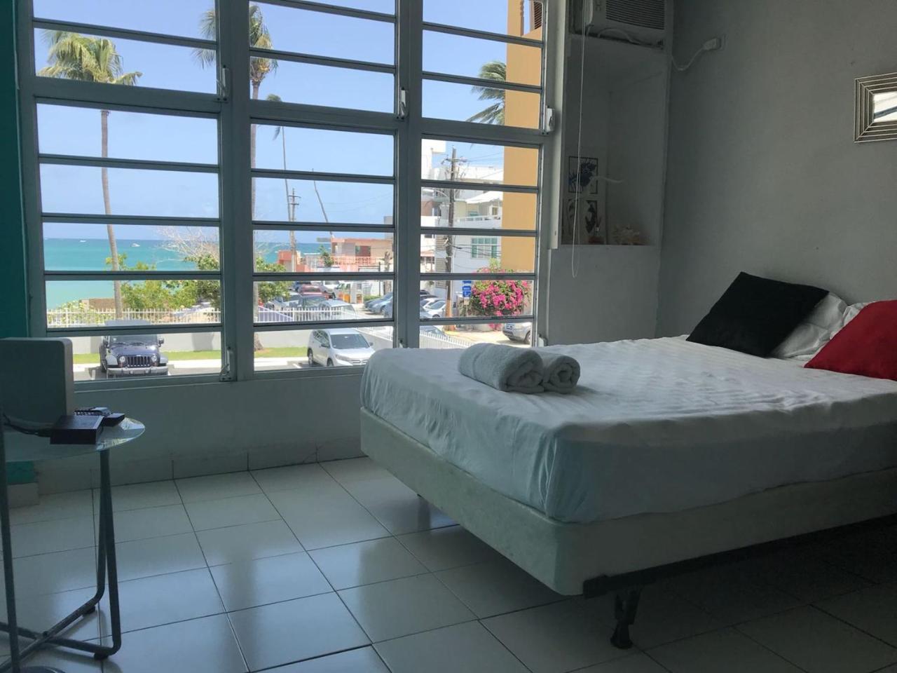 Coco Mar Oceanview Studios San Juan Exterior photo